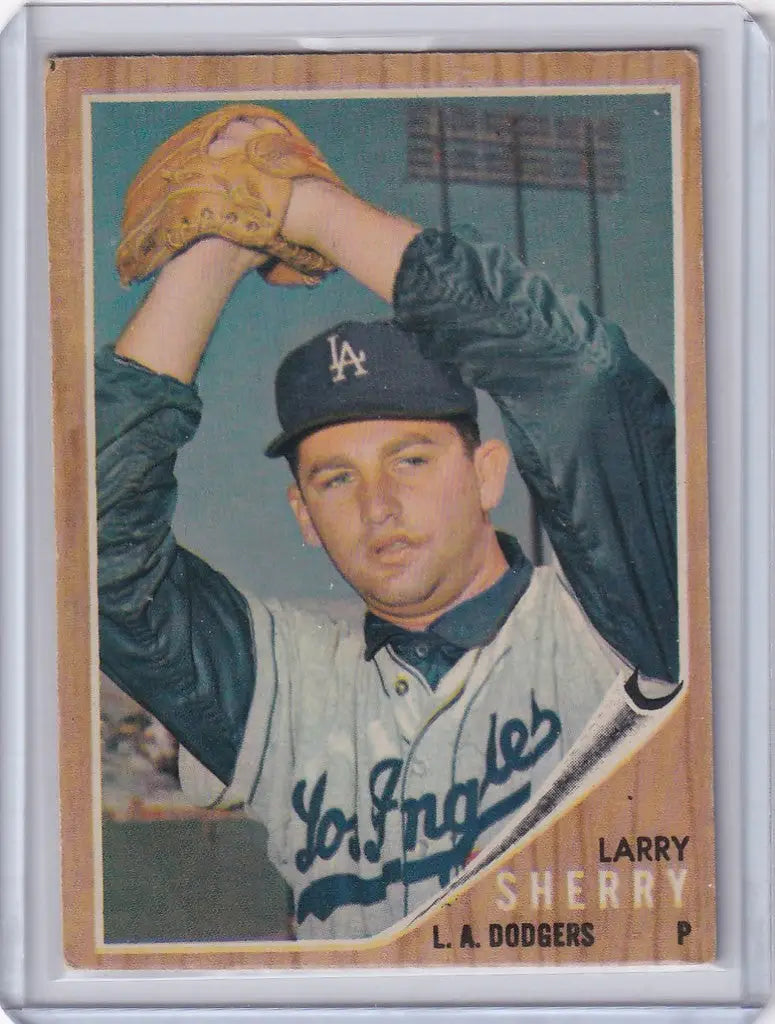 Baseball card of Larry Sherry in wind-up pose for Los Angeles Dodgers 1962 Topps #435