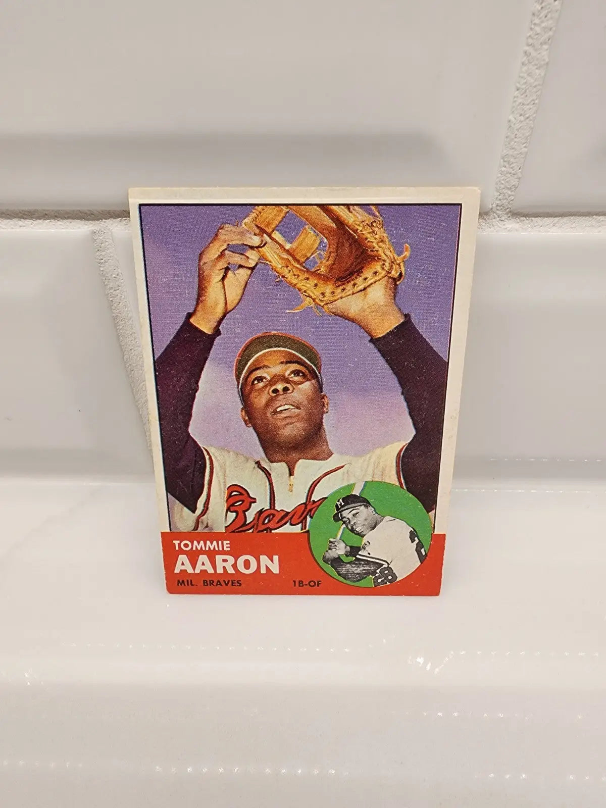 Vintage Tommie Aaron baseball card from 1963 Topps #46 in excellent condition