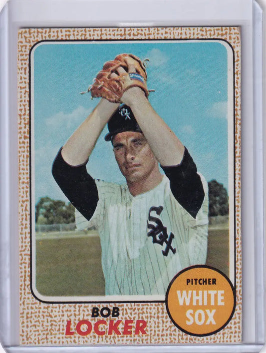 Vintage Topps Baseball card of Bob Locker in a pitching stance for Chicago White Sox