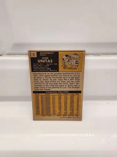 Vintage Johnny Unitas football trading card from the 1971 Topps Baltimore Colts collection