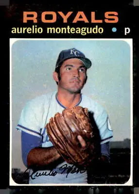 Vintage trading card of Aurelio Monteagudo from the Kansas City Royals 1971 Topps series