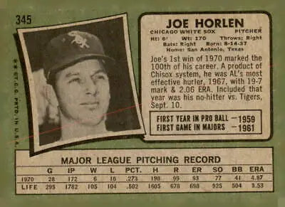 Vintage 1971 Topps #345 Joe Horlen baseball card featuring the Chicago White Sox
