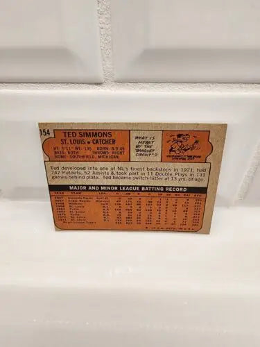Vintage 1972 Topps Ted Simmons baseball trading card, classic sports trading card