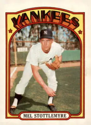 Mel Stottlemyre baseball card from 1972 Topps #325 featuring York Yankees player