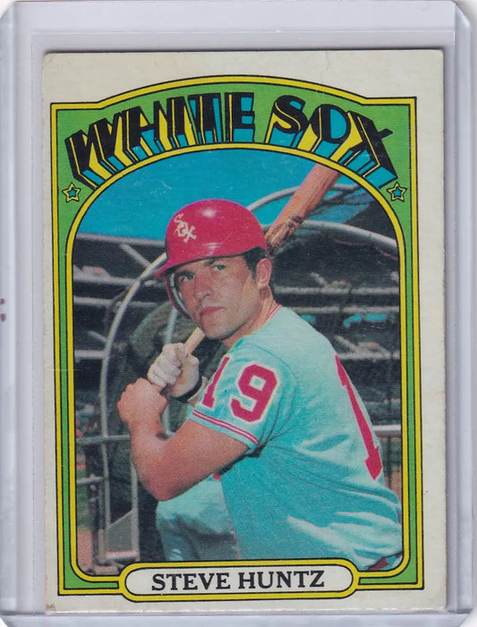 Vintage 1972 Topps Baseball card of Steve Huntz in batting stance for Chicago White Sox