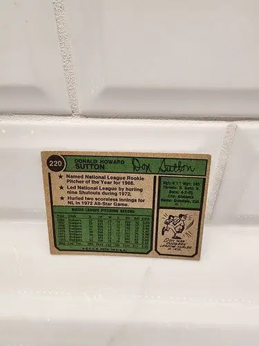 Vintage trading card featuring Don Sutton from the 1974 Topps set Rare VG-EX card