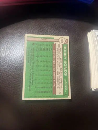Back of the 1976 Topps #380 Bobby Bonds baseball card for trading card collectors