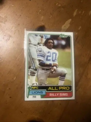 Billy Sims trading card from 1981 Topps, Detroit Lions Rookie #100, HOF collectible
