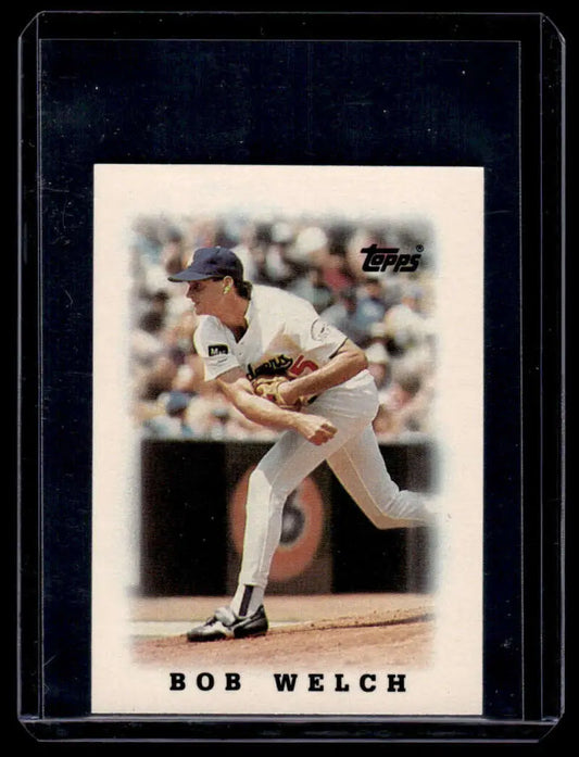 Baseball card of Bob Welch delivering a pitch, from League Leaders trading card set
