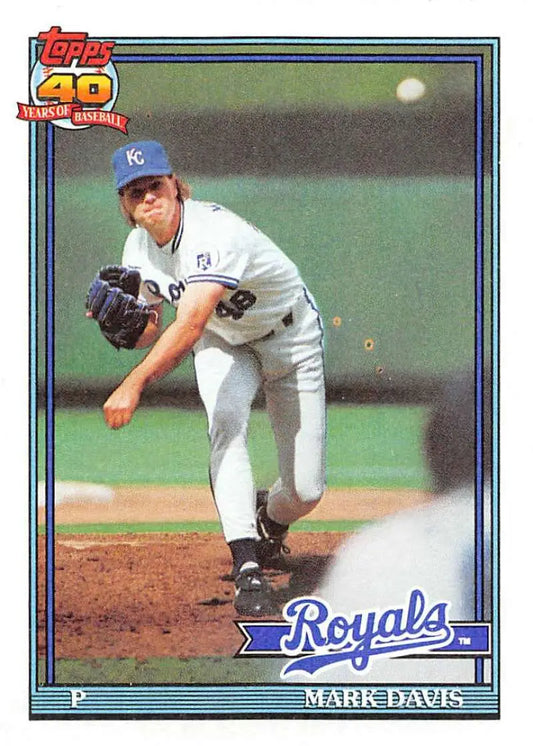 Mark Davis pitching in Kansas City Royals uniform on 1991 Topps #116 baseball card