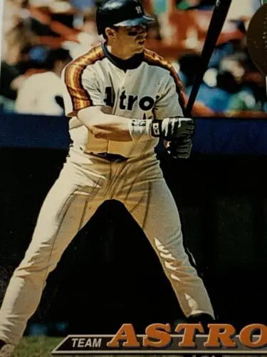 Baseball player in Astros uniform on 1993 Topps Stadium Club Jeff Bagwell signed card