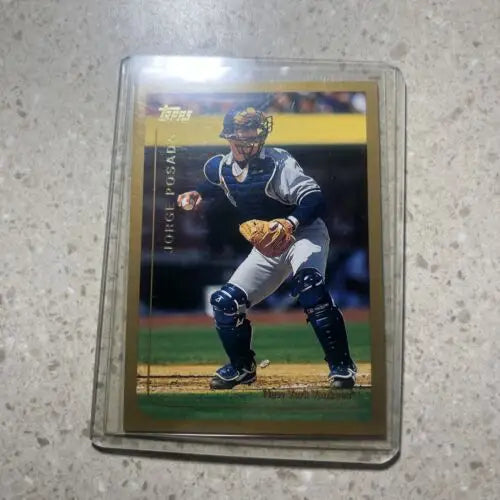 Jorge Posada 1999 Topps trading card featuring New York Yankees HOF player