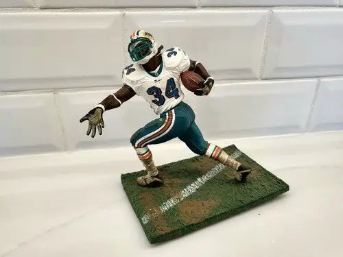 Miami Dolphins Ricky Williams McFarlane Sportspicks action figurine displayed in Series 4