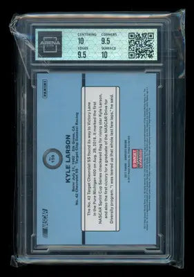 2017 Donruss NASCAR Kyle Larson #159 Racing Arena Club 10