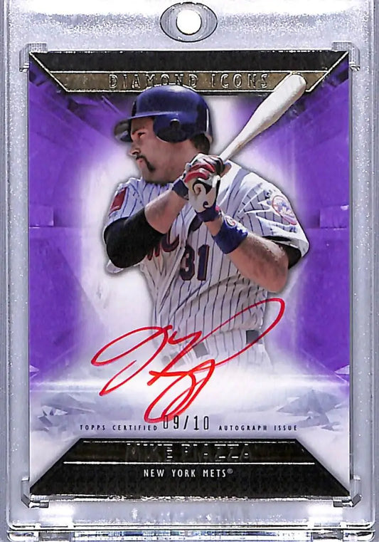 Baseball trading card of Mike Piazza, New York Mets, with red ink purple autograph
