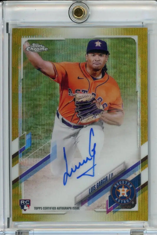 Luis Garcia autographed baseball card from 2021 Topps Chrome Rookie Autographs Refractor Gold