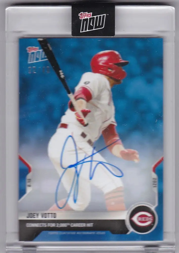 Signed Joey Votto Autograph baseball card 665B featuring Cincinnati Reds player swinging bat