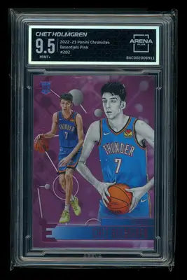 2022-23 Panini Chronicles Essentials Pink Chet Holmgren #202 RC Arena Club 9.5 - Sports Card