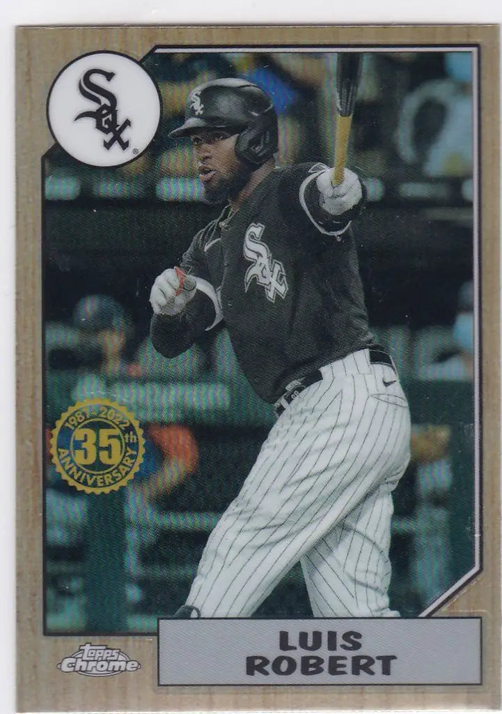 Baseball card of Luis Robert 35th Anniversary mojo, Chicago White Sox player batting