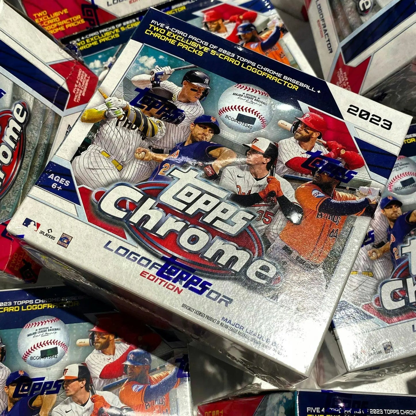 2023 Topps Chrome Logofractor Baseball Box with Chrome Logofractor Autographs potential