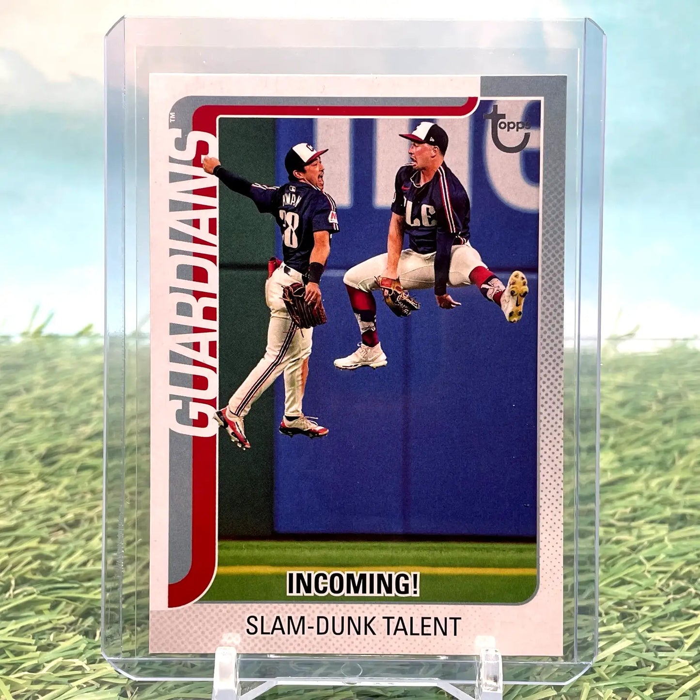 2025 Topps Series One #26 Guardians Incoming Slam Dunk Talent Vintage Stock card