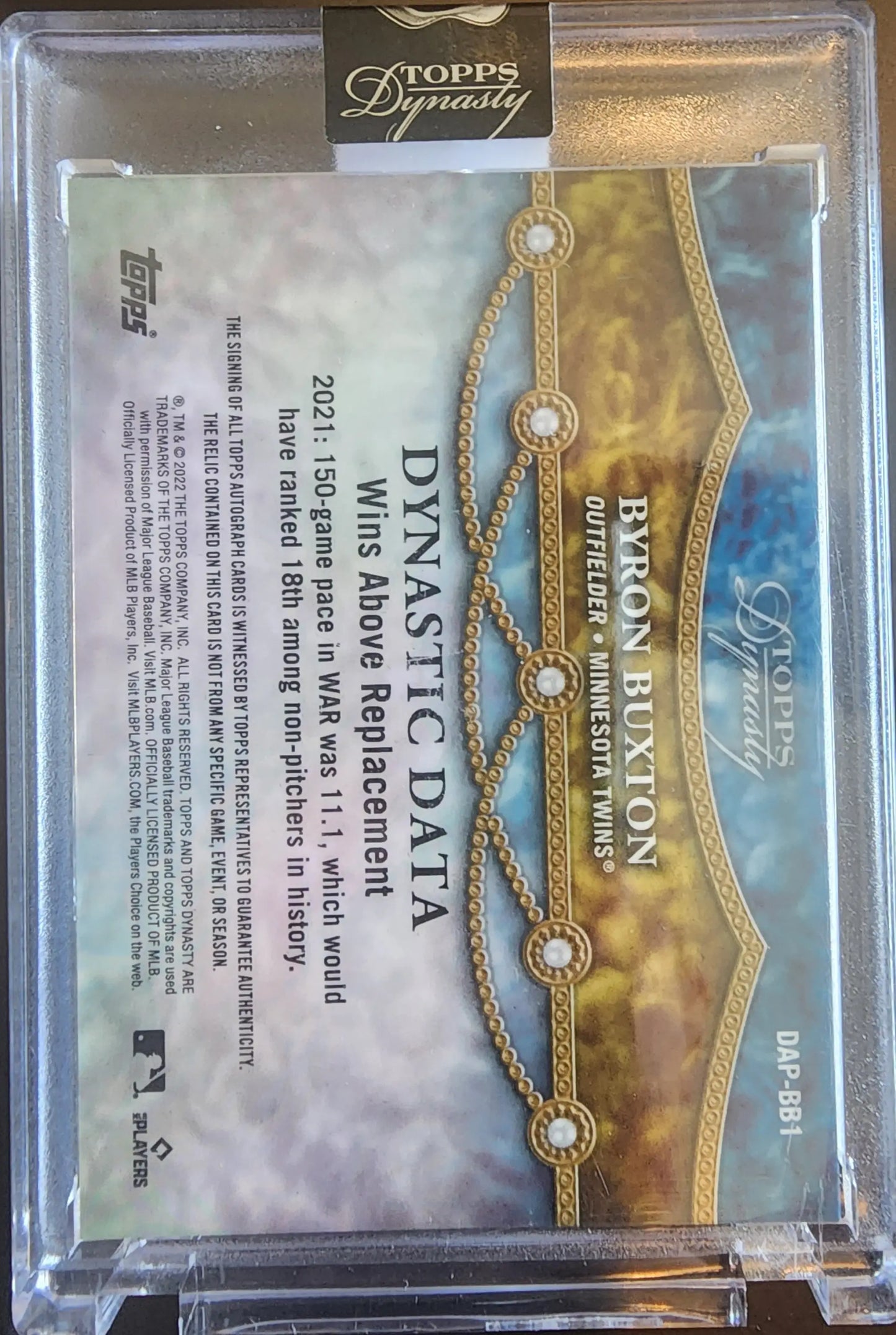 Byron Buxton 2022 Topps Dynasty BB1 Patch Auto #2/10 in a protective clear case