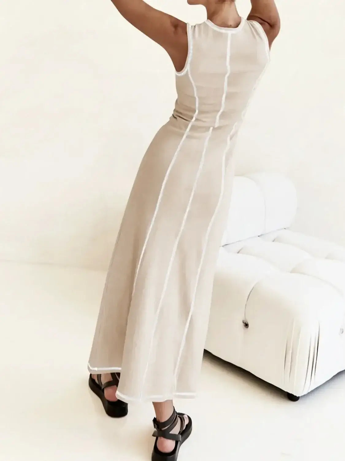 Contrast Stitching Round Neck Sleeveless Midi Dress - dress