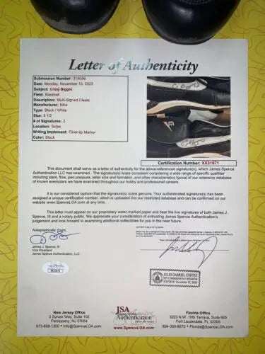 Letter of Authenticity for Craig Biggio Photo Matched NIKE PRO Game Used Cleats