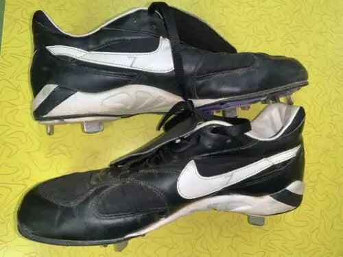 Black and white Nike baseball cleats photo matched to Craig Biggio by Gene Pemberton