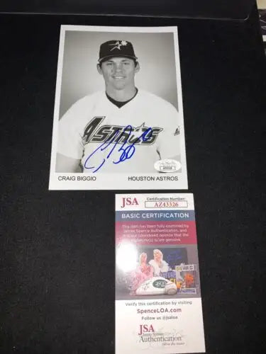 Autographed Craig Biggio baseball card with JSA certification for Houston Astros fans