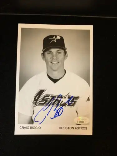 Autographed Craig Biggio baseball card from Houston Astros Team Issue 1995