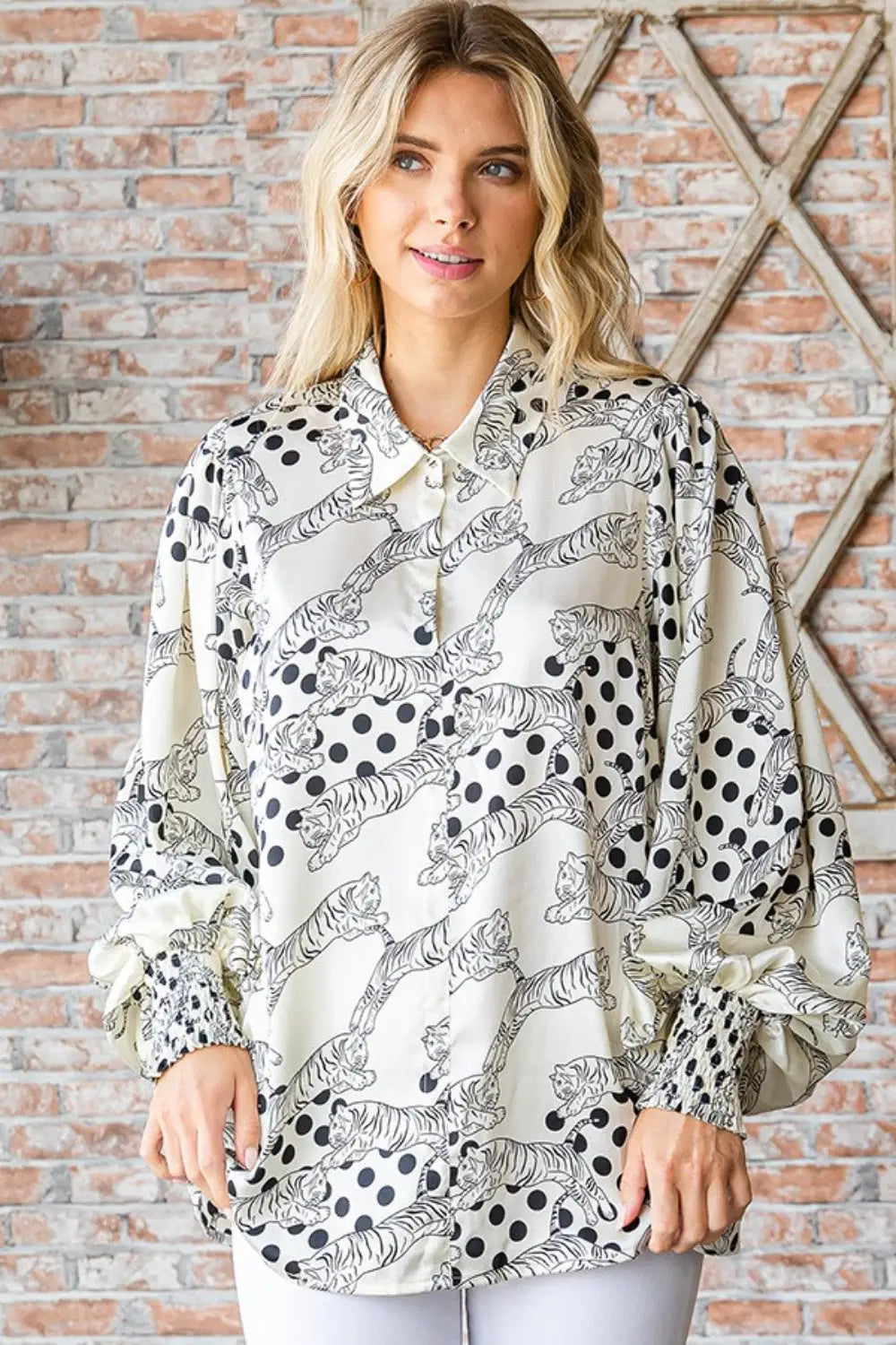 Women’s long-sleeve satin shirt with tiger print collared neck and polka dot details