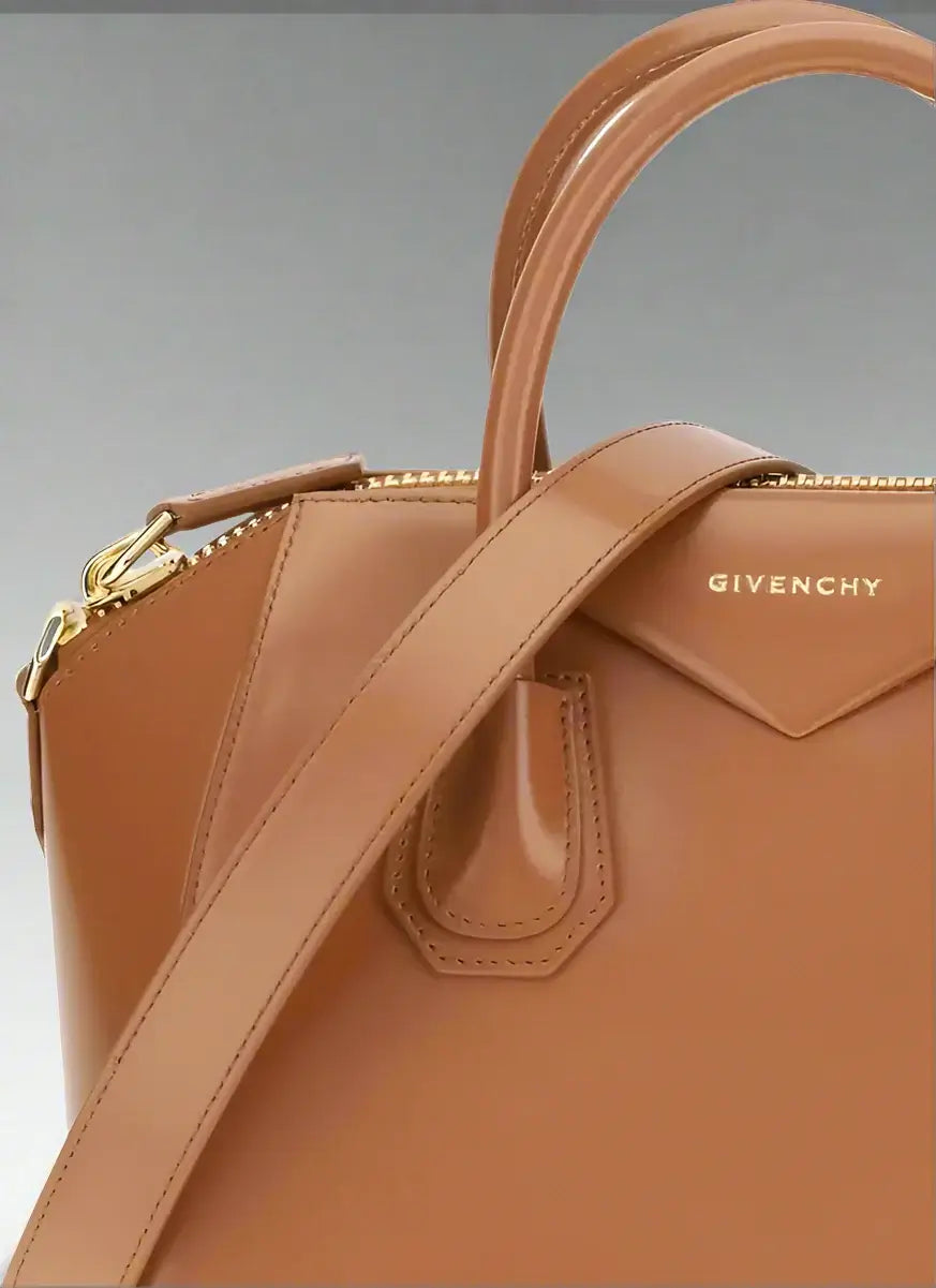 GIVENCHY Small Antigona Handbag – Luxury Iconic Style | STORE 7994