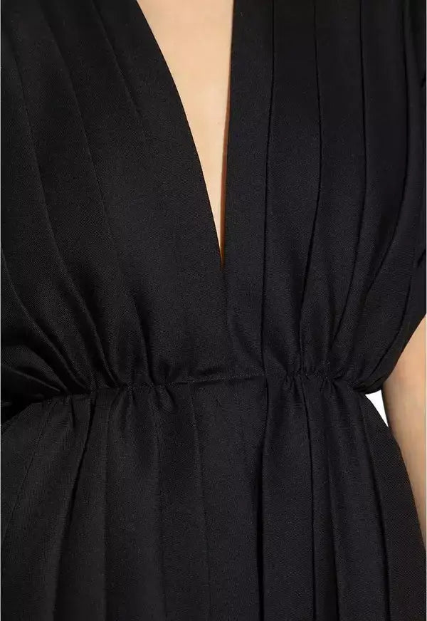 GUCCI black V-neck pleated dress with slip pockets and elasticated waist for luxury style