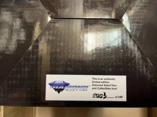 Diamond Select Toys collectible box for Harley Quinn Mad Love Statue from Batman TAS