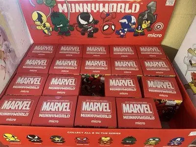 Kidrobot Marvel Micro MunnyWorld Action Figure Display Blind Box Case 20ct