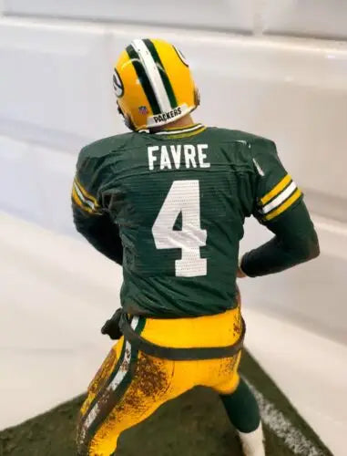Brett Favre Green Bay Packers figurine from McFarlane NFL series 4 with green jersey