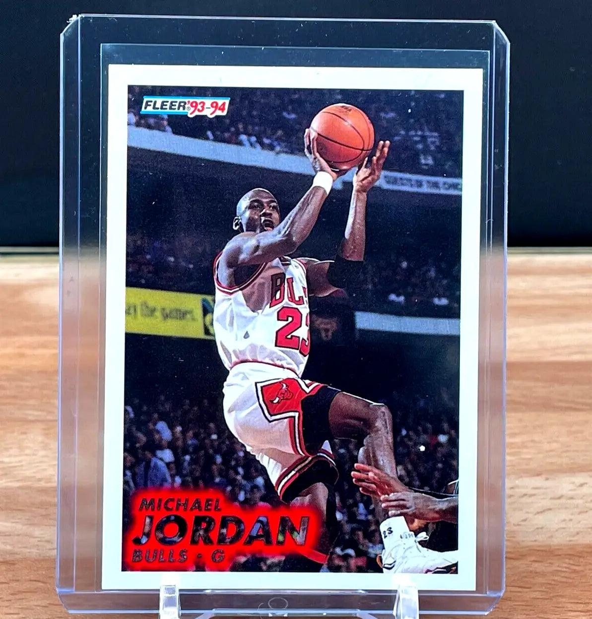 Michael Jordan 1993-94 Fleer #28 Chicago Bulls sports trading card in mint condition