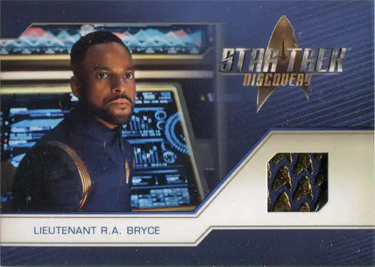 Relic costume card featuring Ronnie Rowe Jr. as Lt Bryce in Starfleet uniform