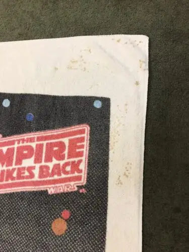 Vintage Star Wars towel featuring R2-D2 and C3PO from The Empire Strikes Back 1979