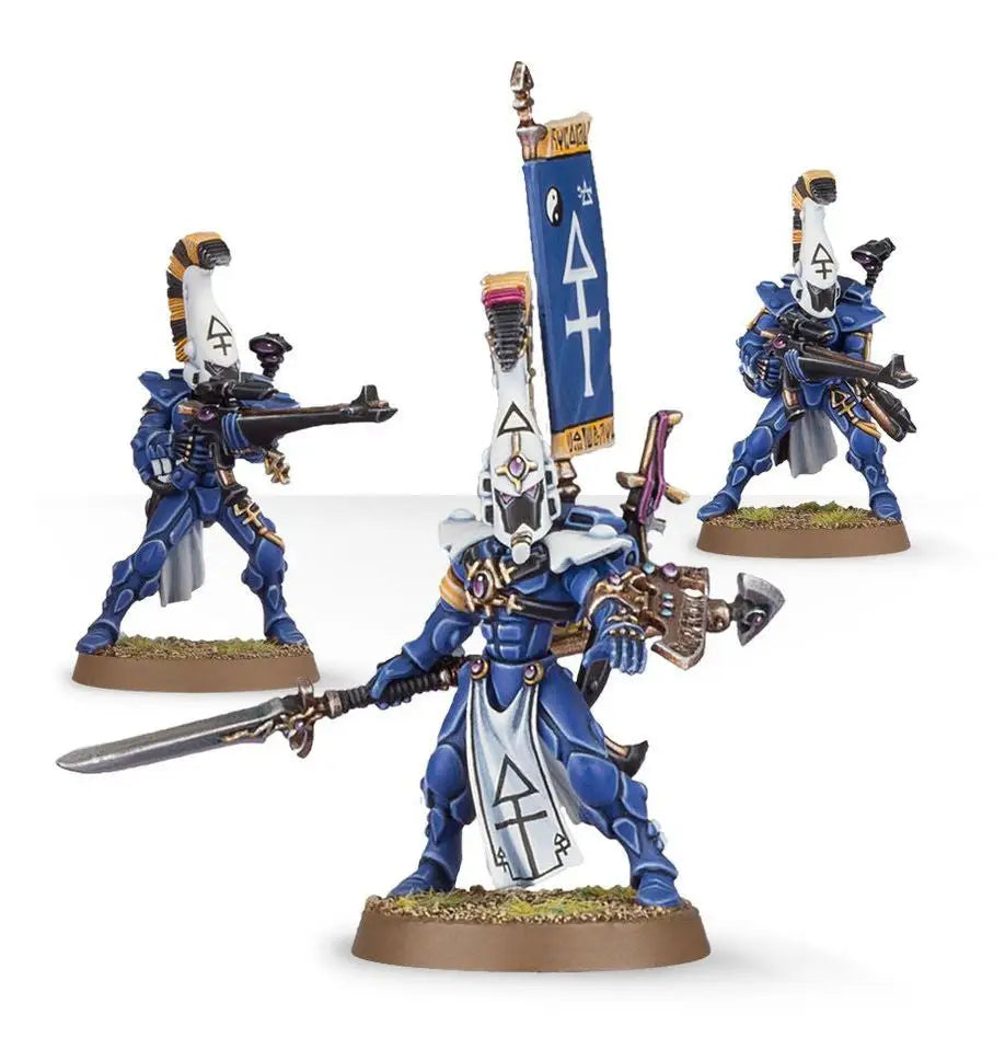 Miniature Eldar Dire Avengers figurines with shuriken catapults for Warhammer Aeldari
