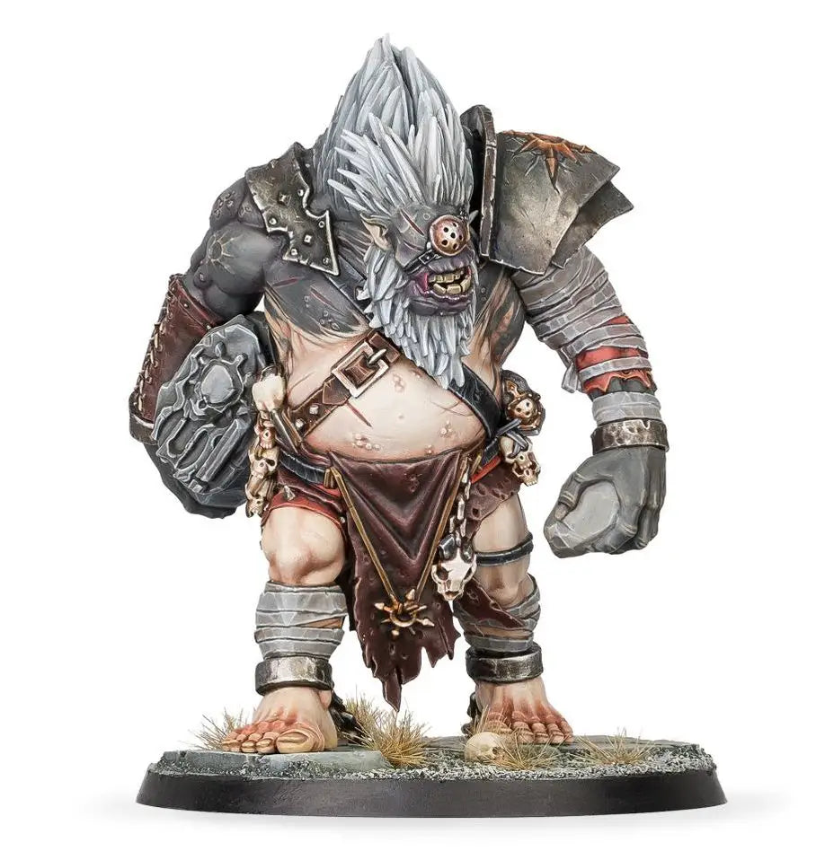 One-eyed armored Fomorid Crusher miniature from Warhammer Age of Sigmar Slaves to Darkness