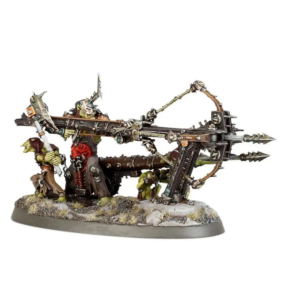 Miniature Orc Warboss with beast-skewer killbow and Grot assistants from Warhammer Orruk Warclans