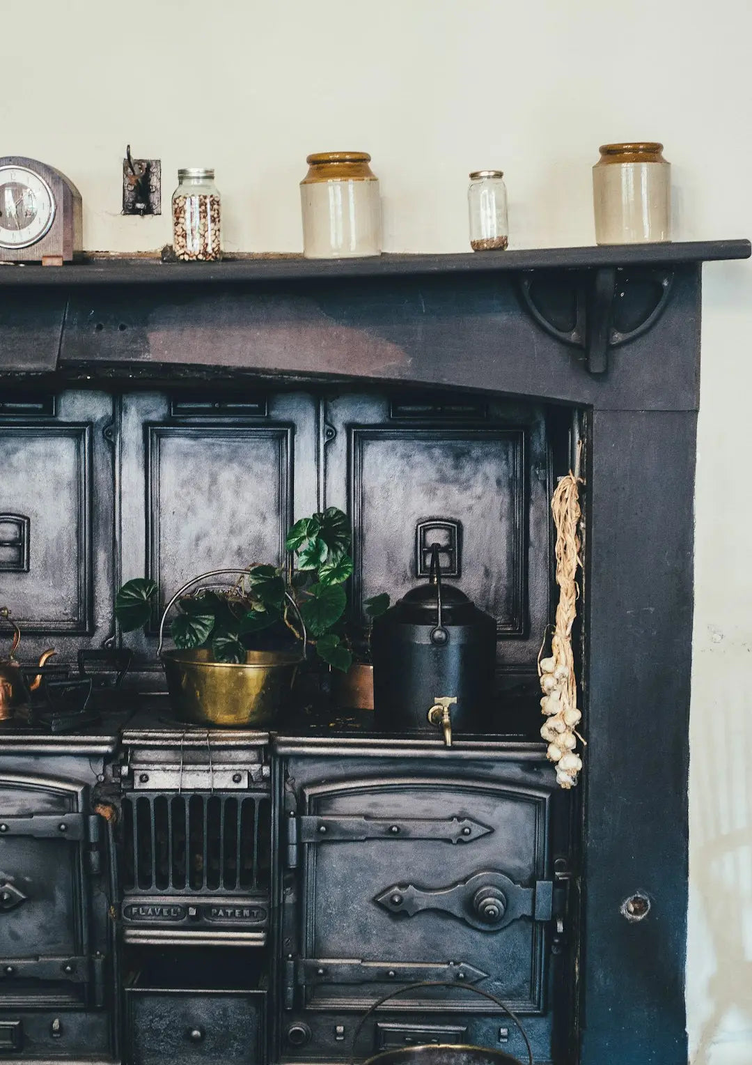 Turning Your Hobby into a Business: The Art of Selling Your Collection