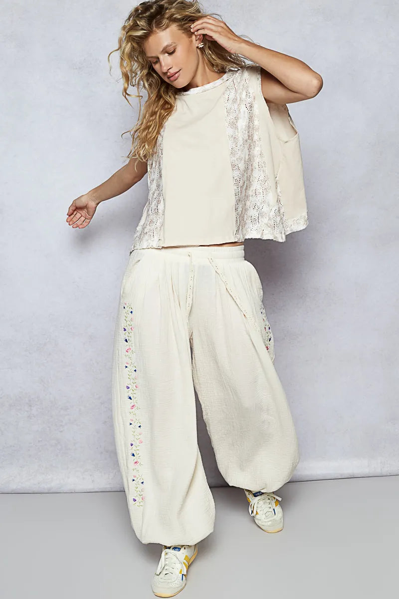 POL Round Neck Sleeveless Top with Floral Contrast