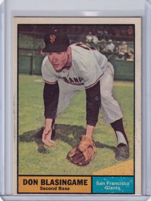Baseball card of Don Blasingame in fielding stance for San Francisco Giants