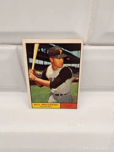 1961 Topps Bill Mazeroski trading card, a vintage Mazeroski trading collectible