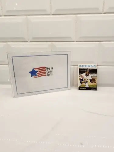 Mudcat Grant baseball trading card in protective case for 1964 Topps #133 collectibles