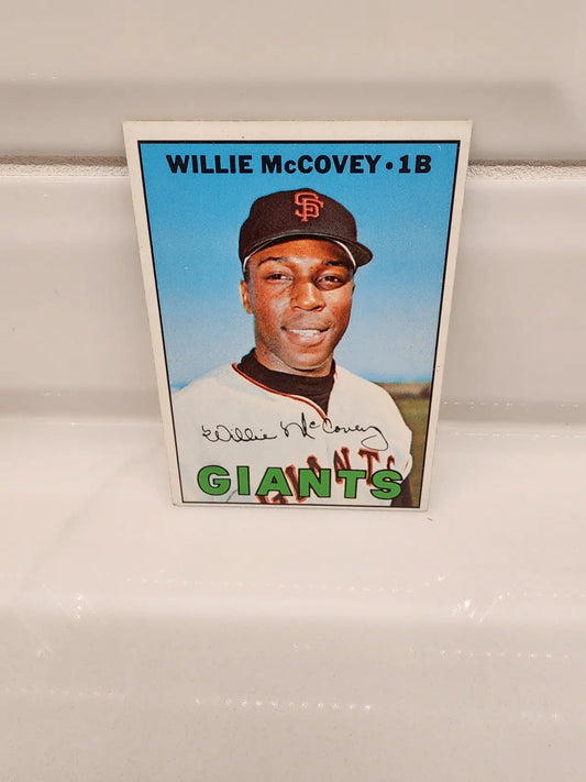 1967 Topps Willie McCovey baseball card featuring San Francisco Giants’ legend