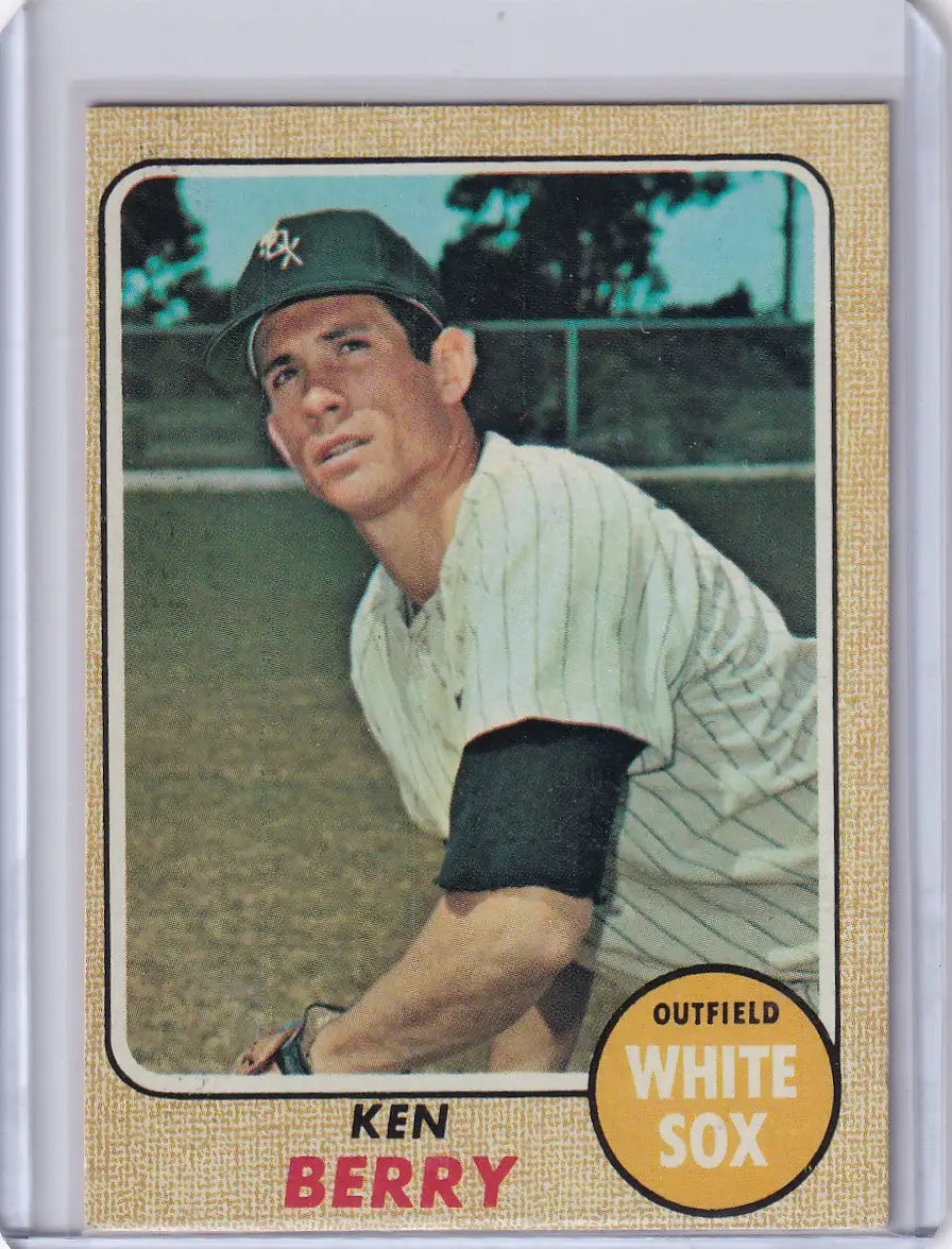 Baseball card of Ken Berry in Chicago White Sox uniform from 1968 Topps Baseball